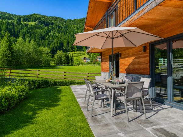 Villa photo 2