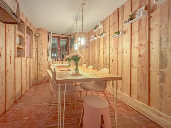 Villa photo 2