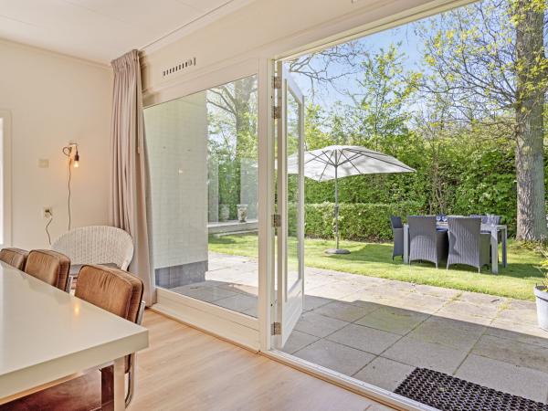 Villa photo 3
