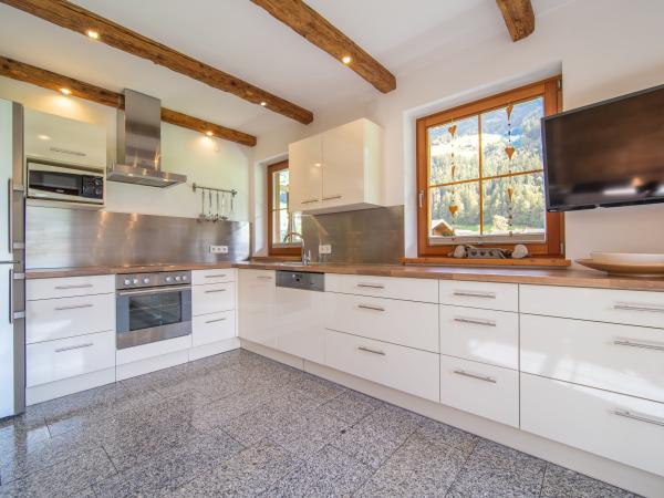 Villa photo 4