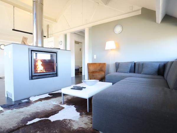 Villa photo 3