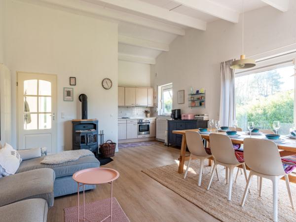 Villa photo 3