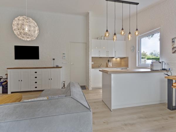 Villa photo 3