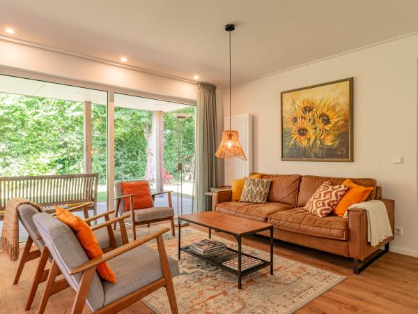 Villa photo 3