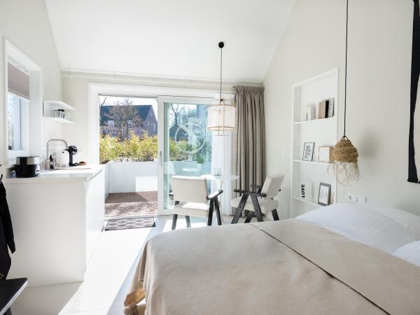 Villa photo 3