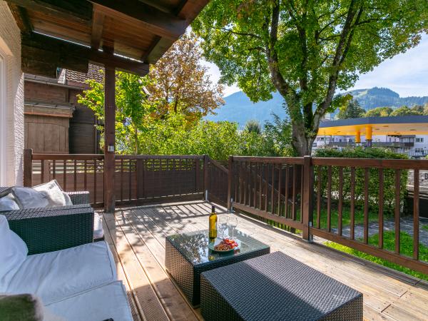 Villa photo 2