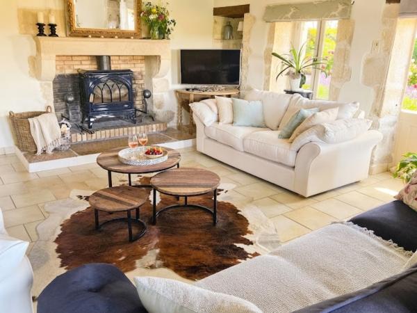 Villa photo 2