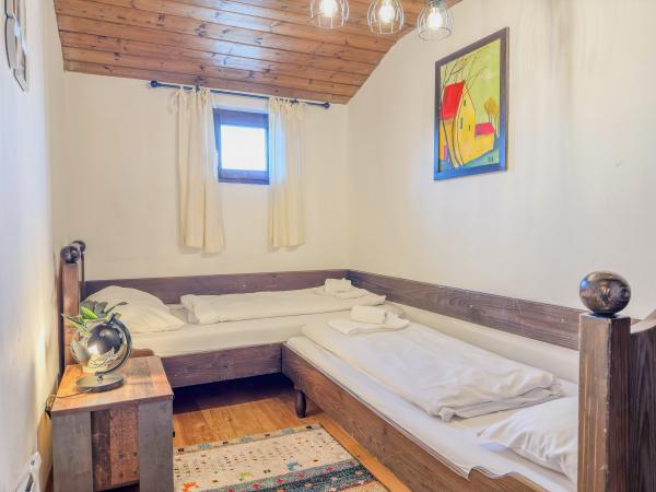 Villa photo 4