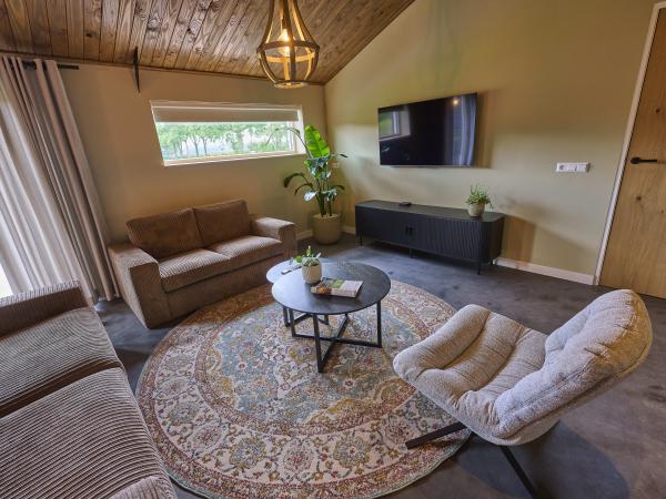 Villa photo 4