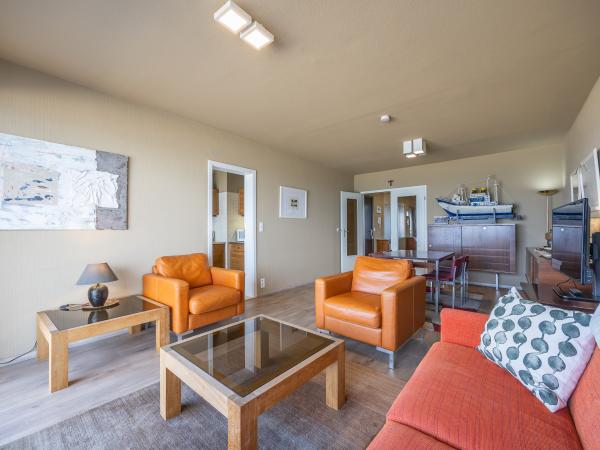 Villa photo 2