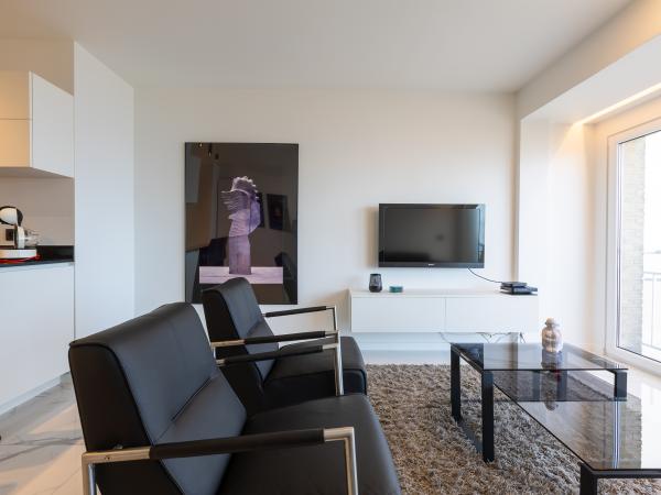 Villa photo 3