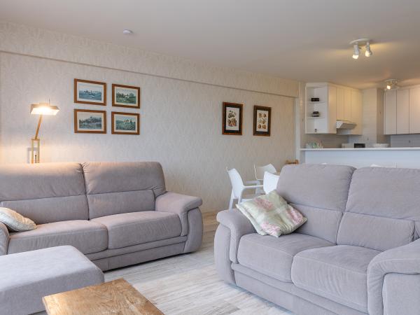 Villa photo 5