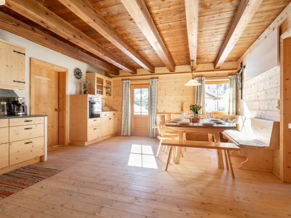 Villa photo 2