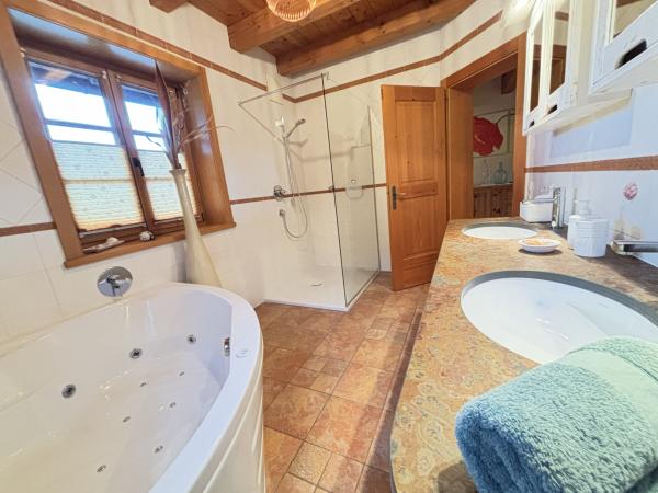 Villa photo 5
