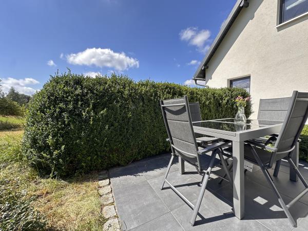 Villa photo 2