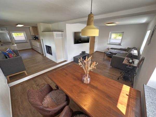 Villa photo 3