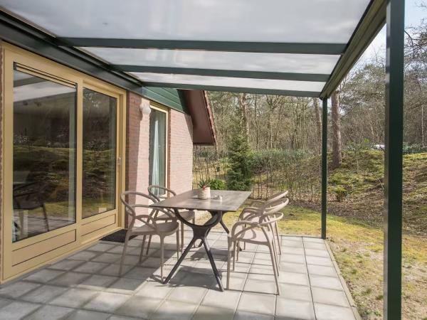 Villa photo 3