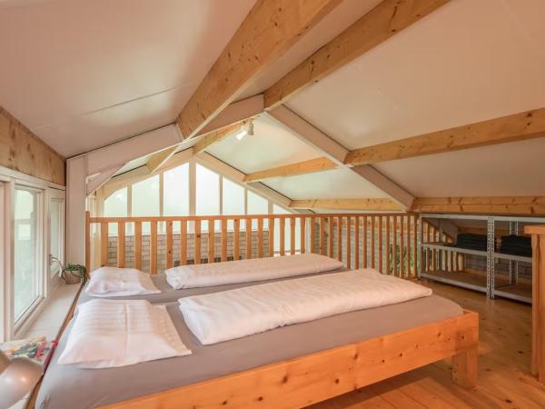 Villa photo 3