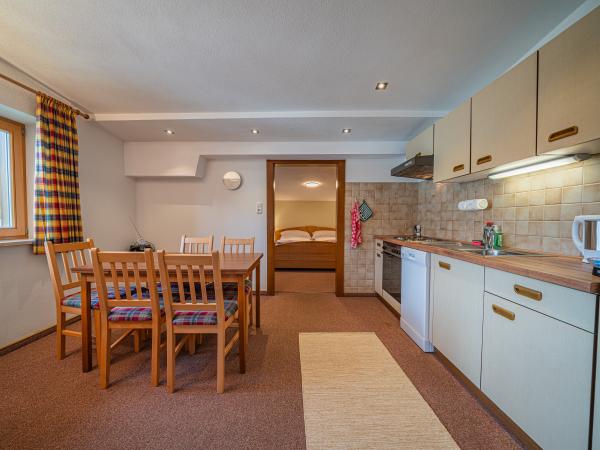 Villa photo 3