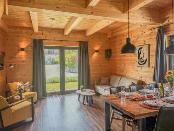 Villa photo 2