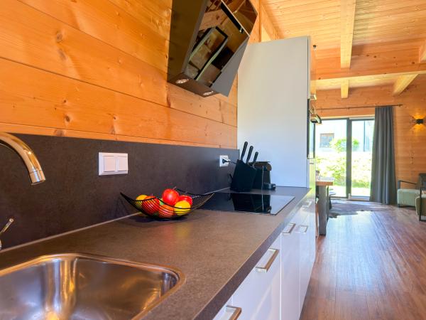 Villa photo 3