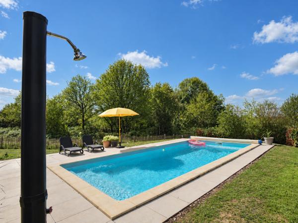 Villa photo 3