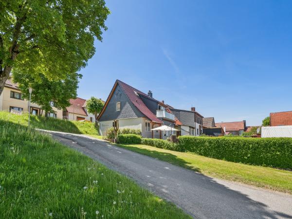 Villa photo 3