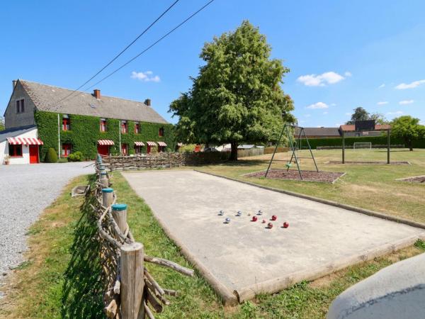 Villa photo 3