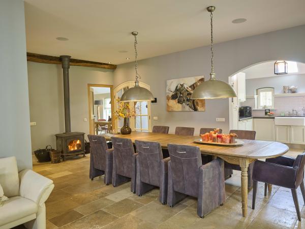 Villa photo 4