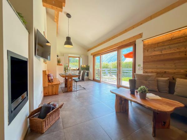 Villa photo 3