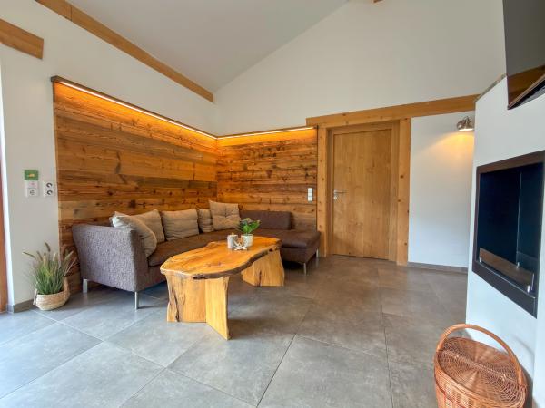 Villa photo 3