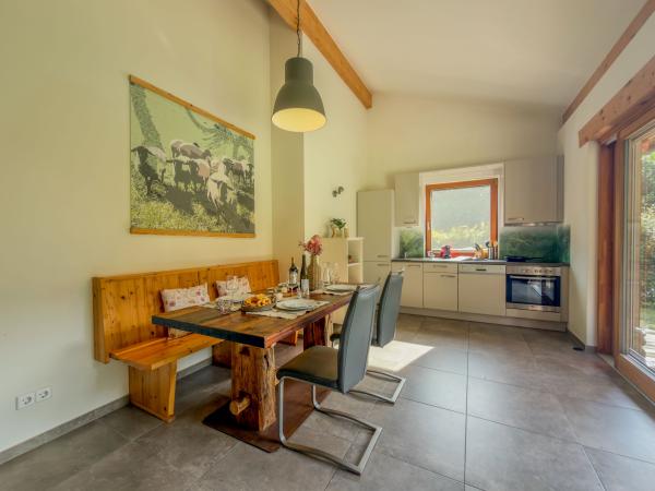Villa photo 3