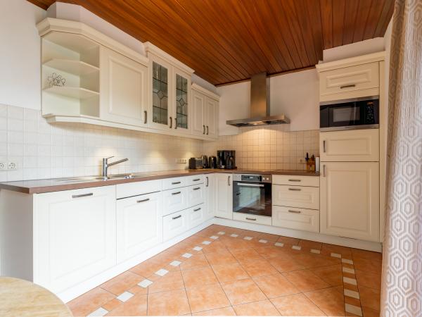 Villa photo 4
