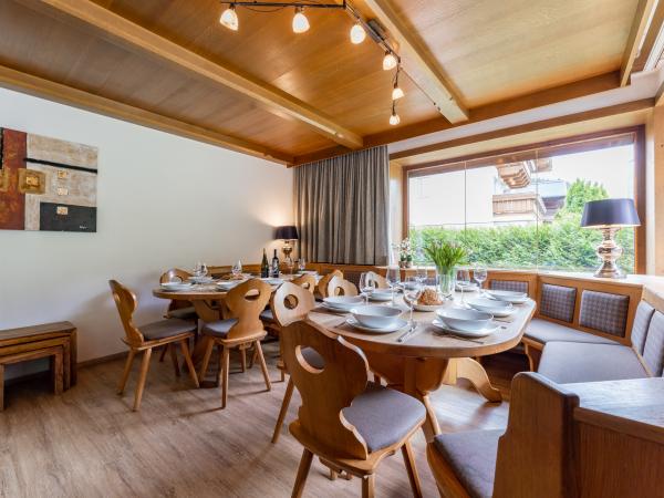 Villa photo 3