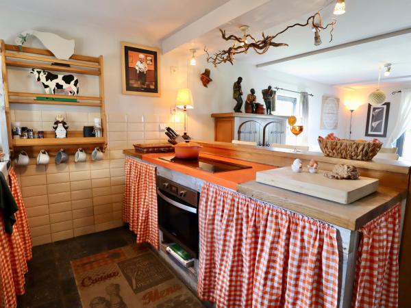 Villa photo 2