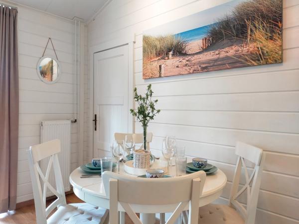 Villa photo 3
