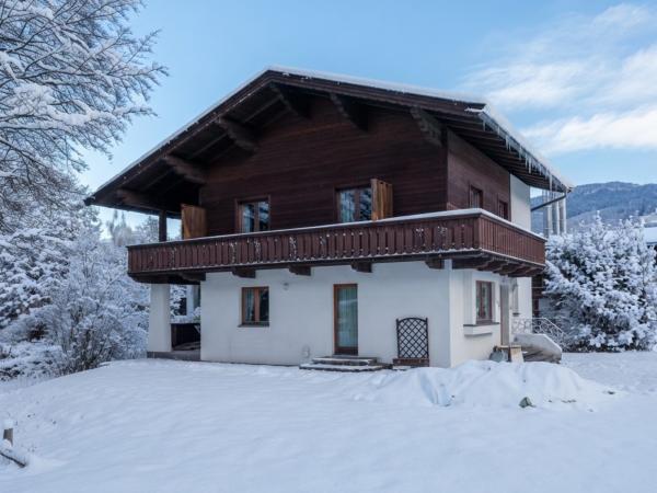 Villa photo 2