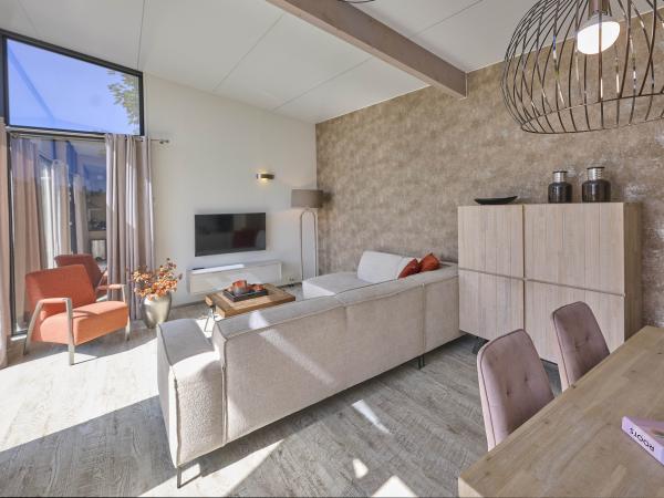 Villa photo 3