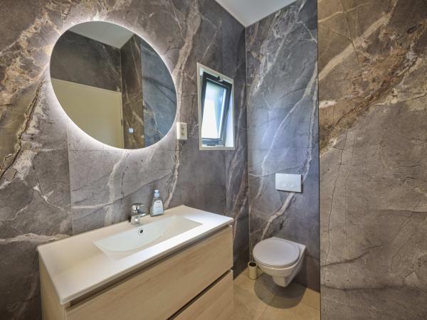Villa photo 5