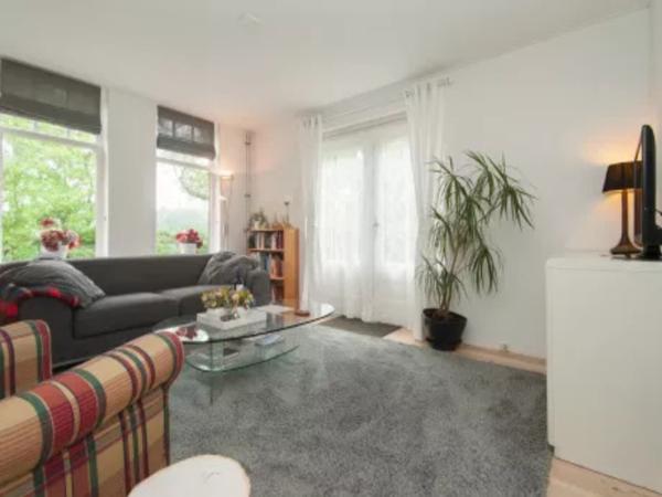 Villa photo 2