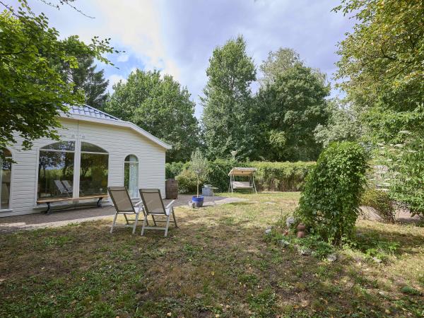 Villa photo 2