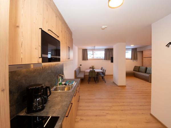 Villa photo 2