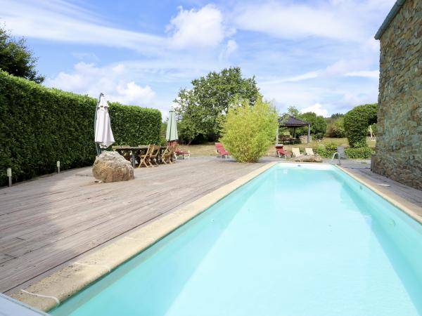 Villa photo 2