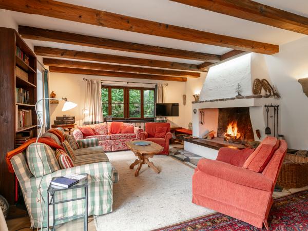 Villa photo 3