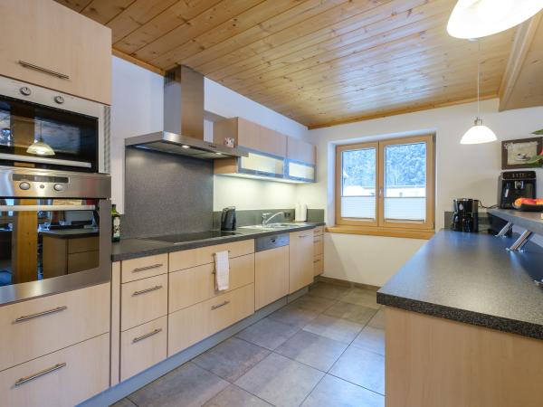 Villa photo 4