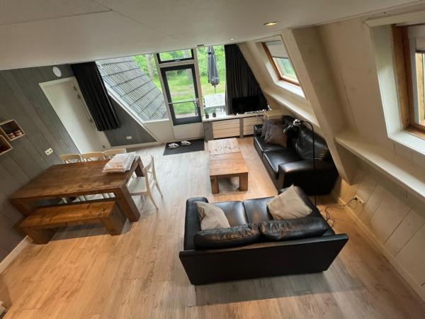 Villa photo 2