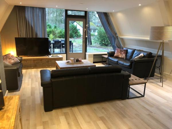 Villa photo 3