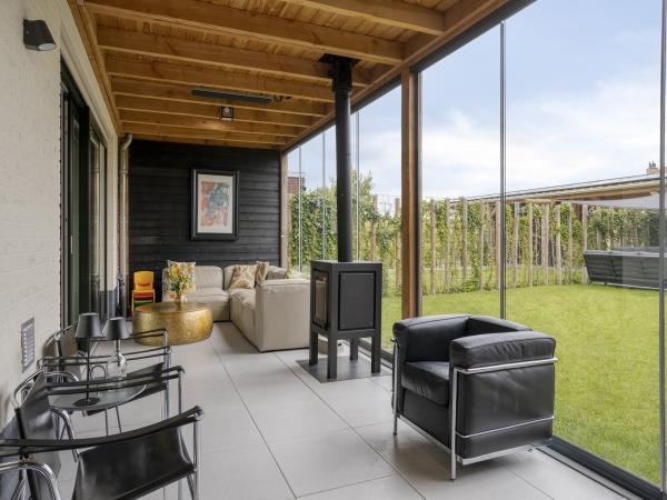 Villa photo 5