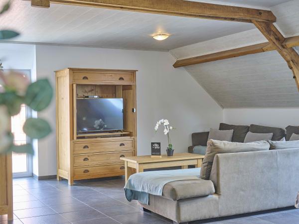 Villa photo 3