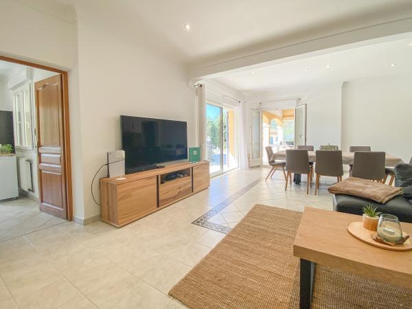 Villa photo 5